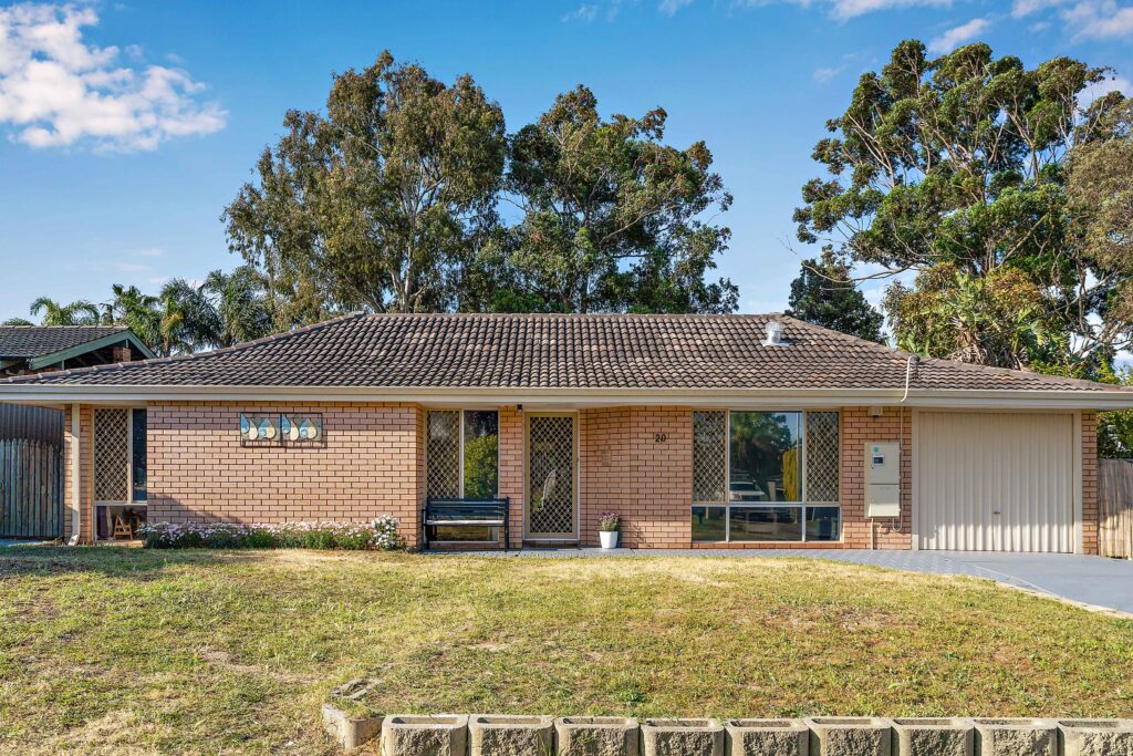 MAX06242 20 Killara Way, Craigie WA 3