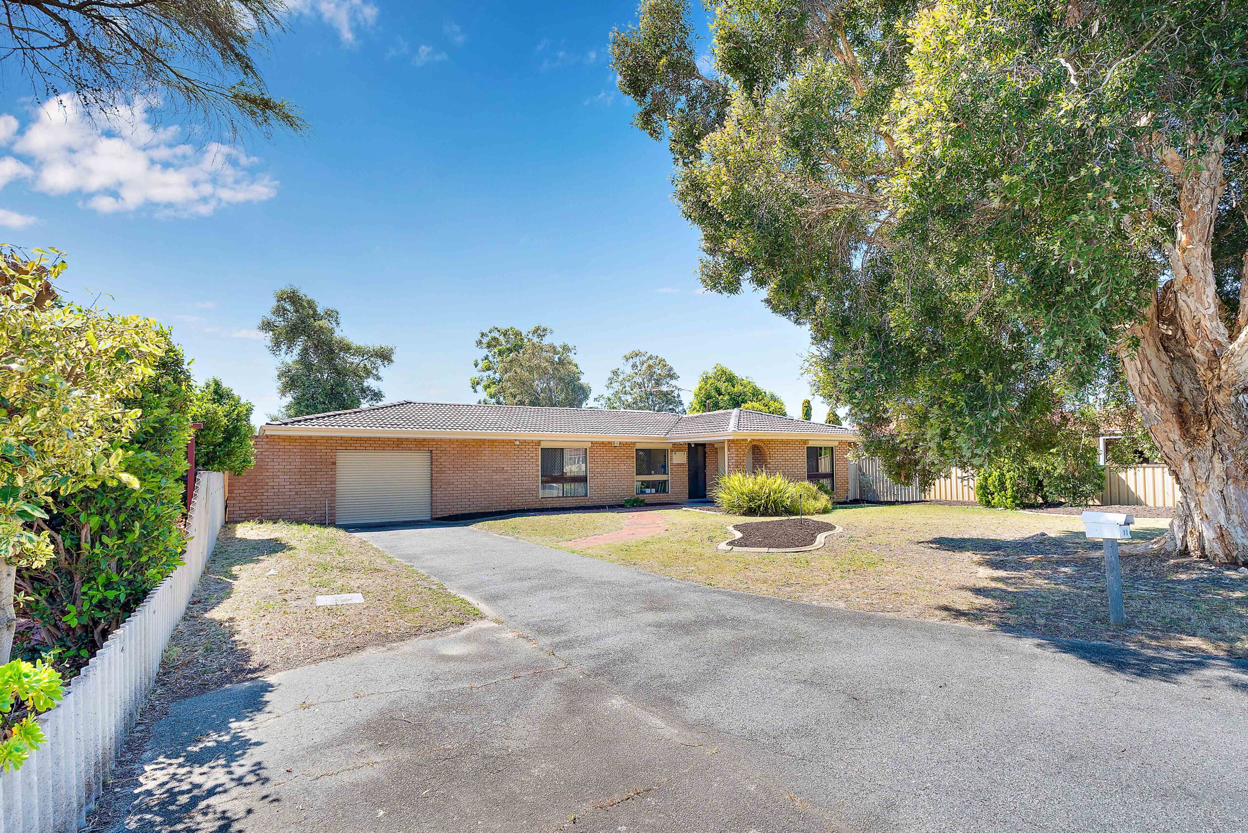 Home for Sale in Kelmscott