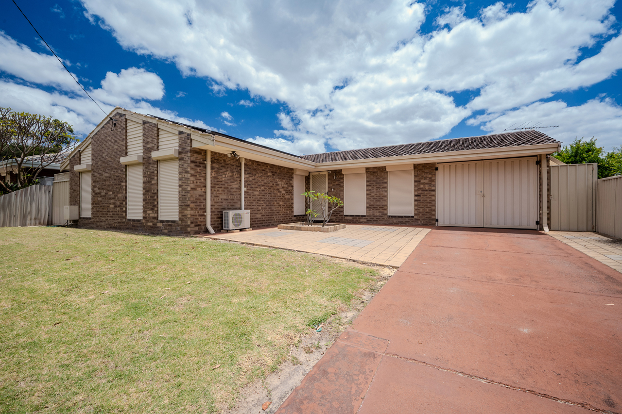 House for Sale Kelmscott
