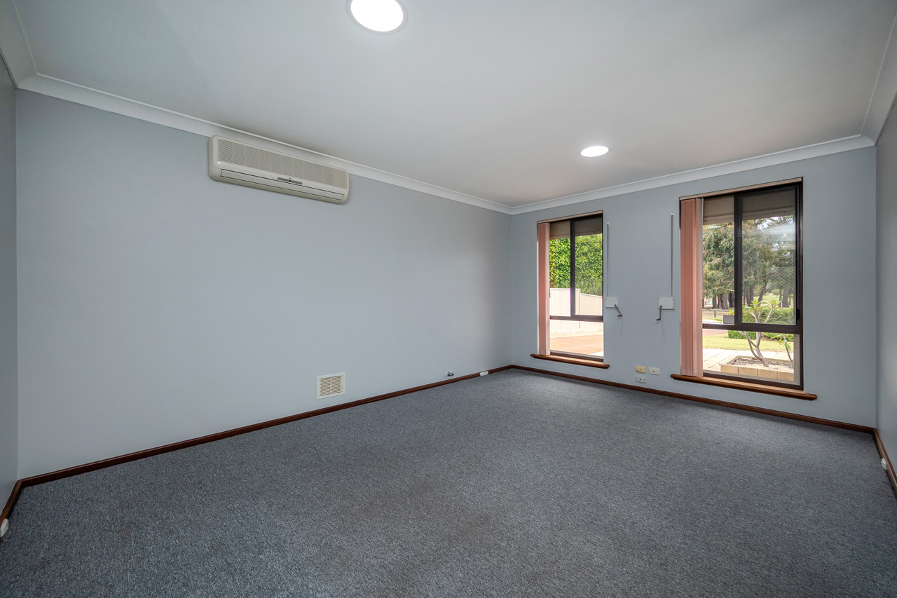 House for Sale Kelmscott