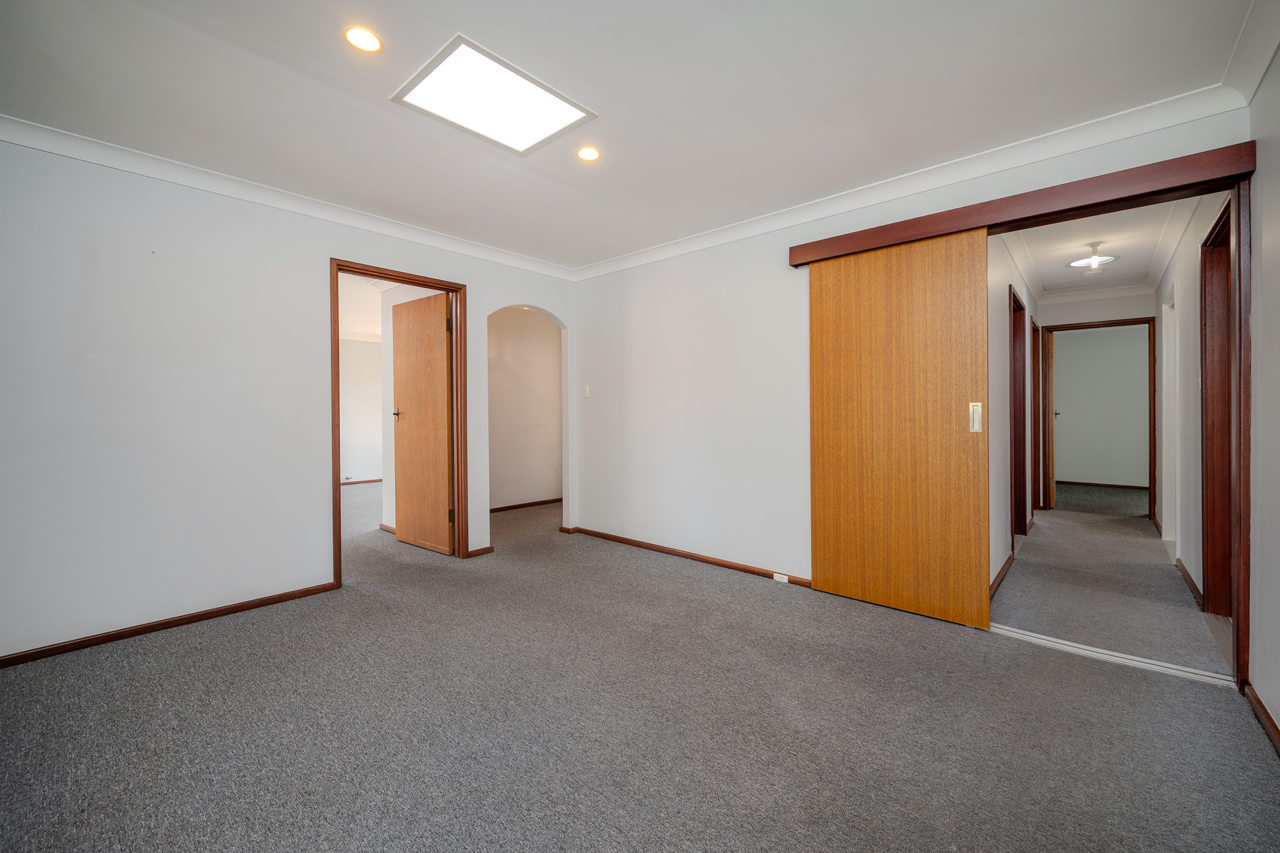 House for Sale Kelmscott