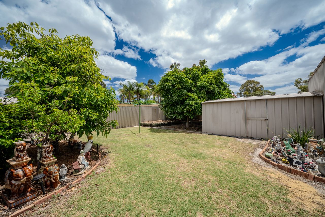 House for Sale Kelmscott