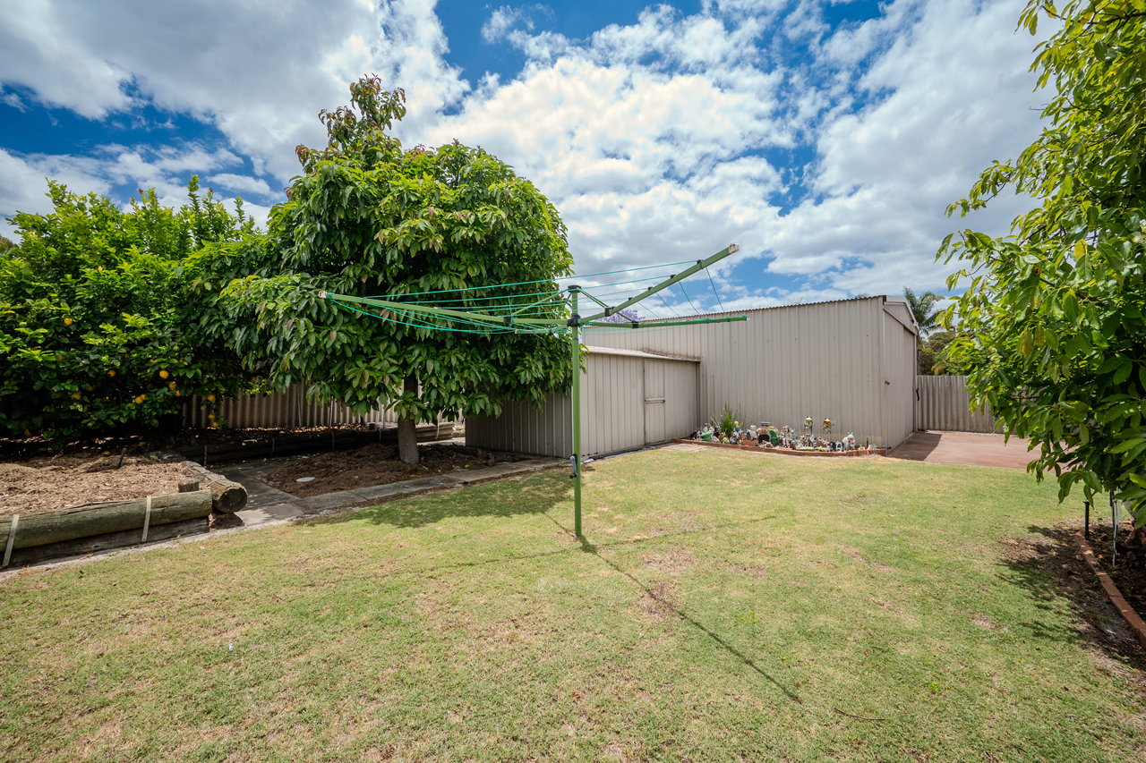 House for Sale Kelmscott