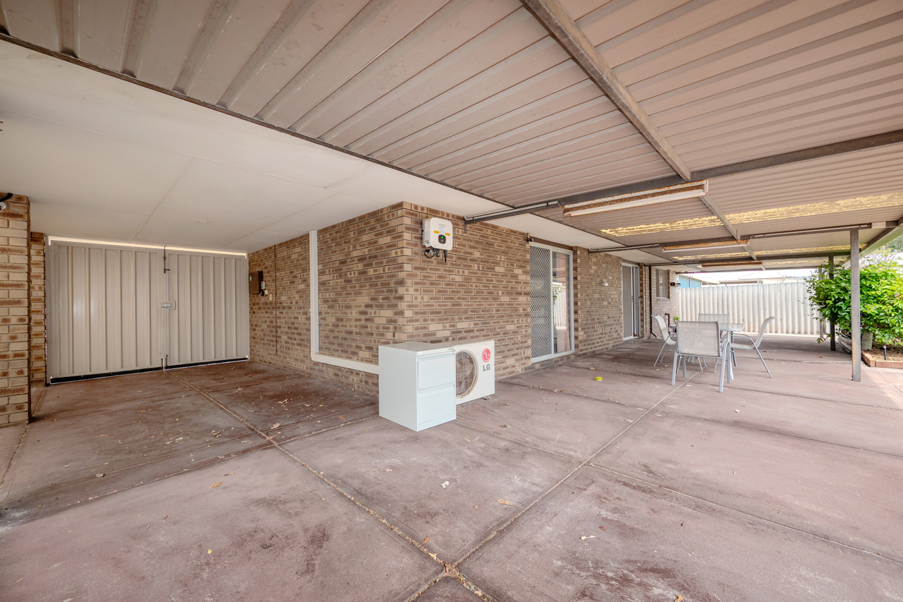 House for Sale Kelmscott