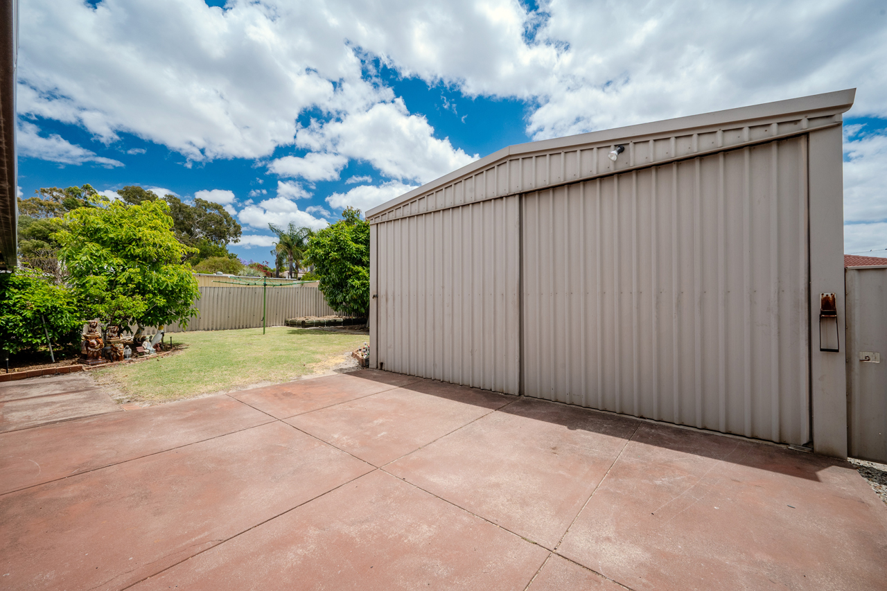 House for Sale Kelmscott