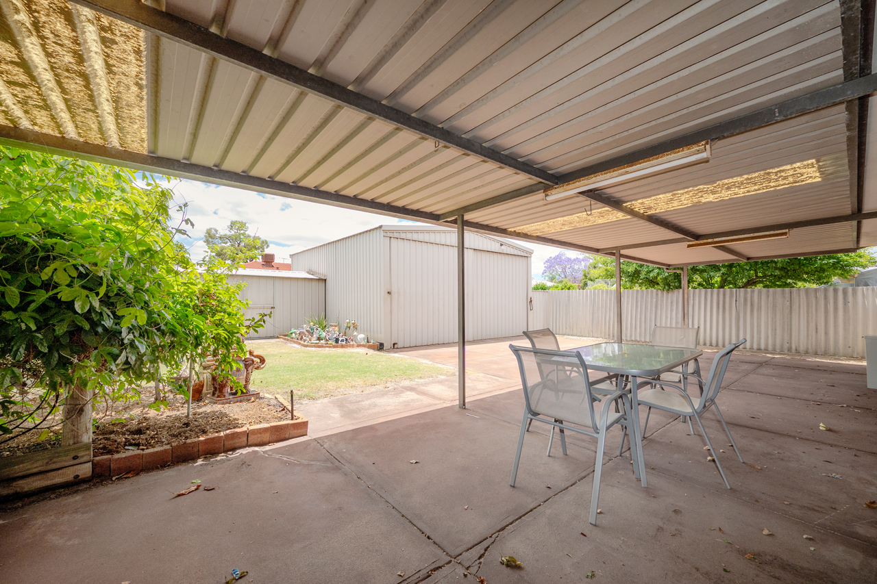 House for Sale Kelmscott
