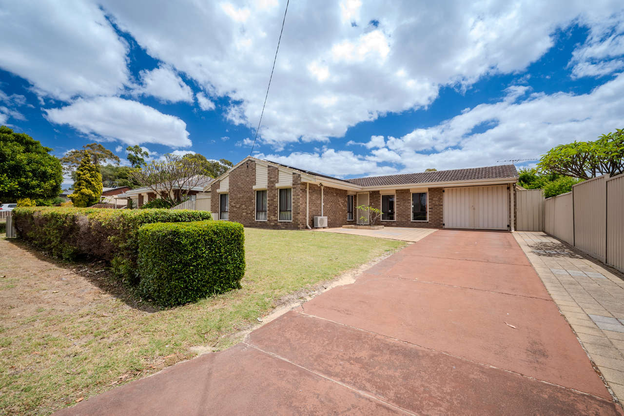 House for Sale Kelmscott