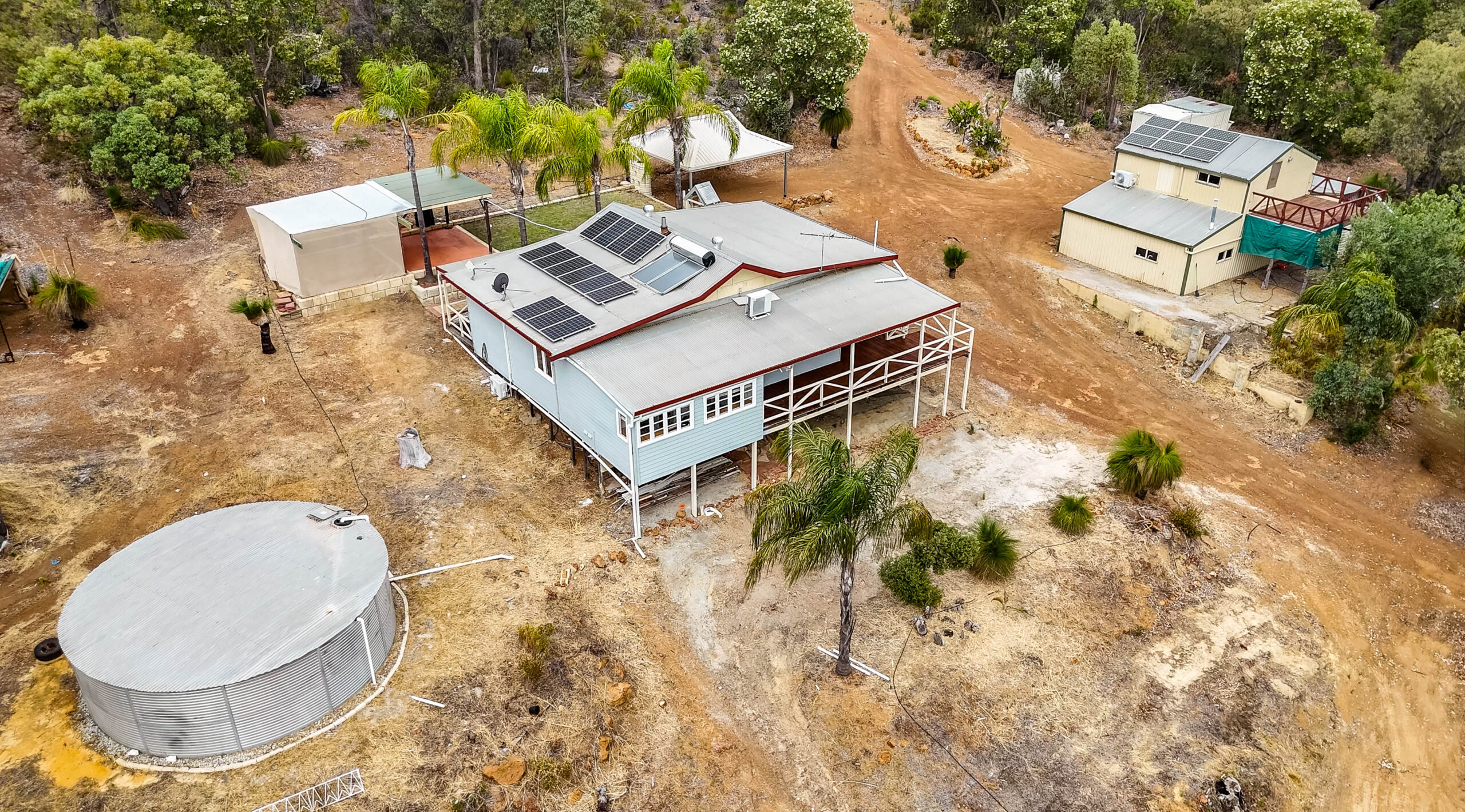 Acreage with Large Workshop Perth