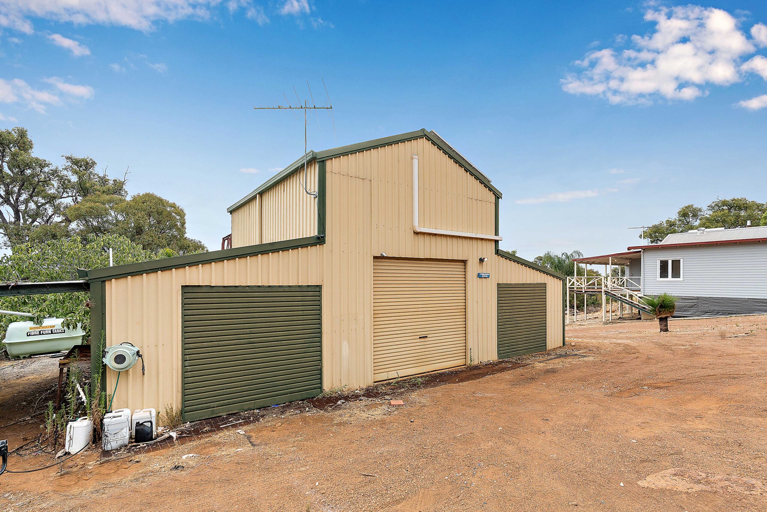 Acreage with Large Workshop Perth