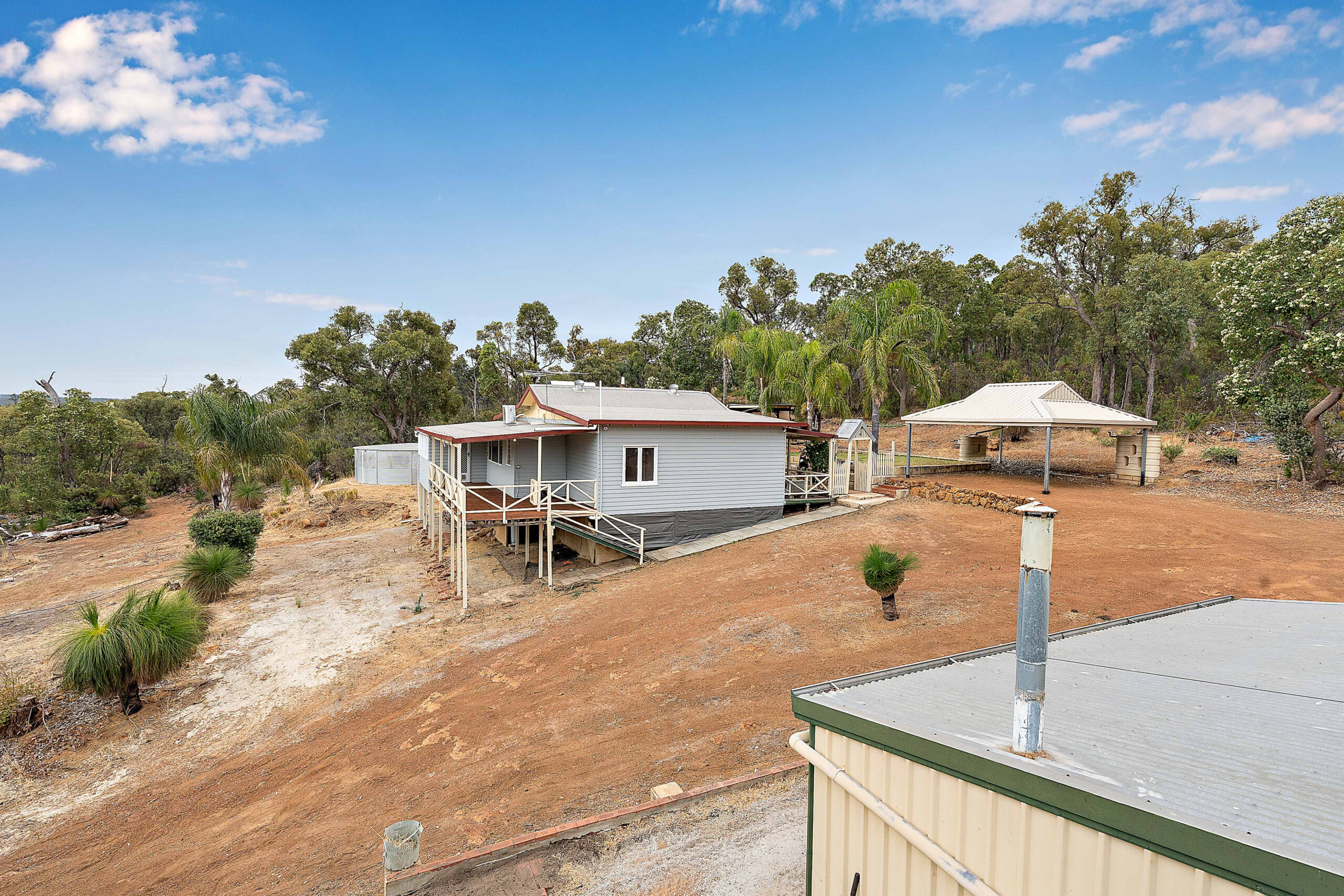 Acreage with Large Workshop Perth