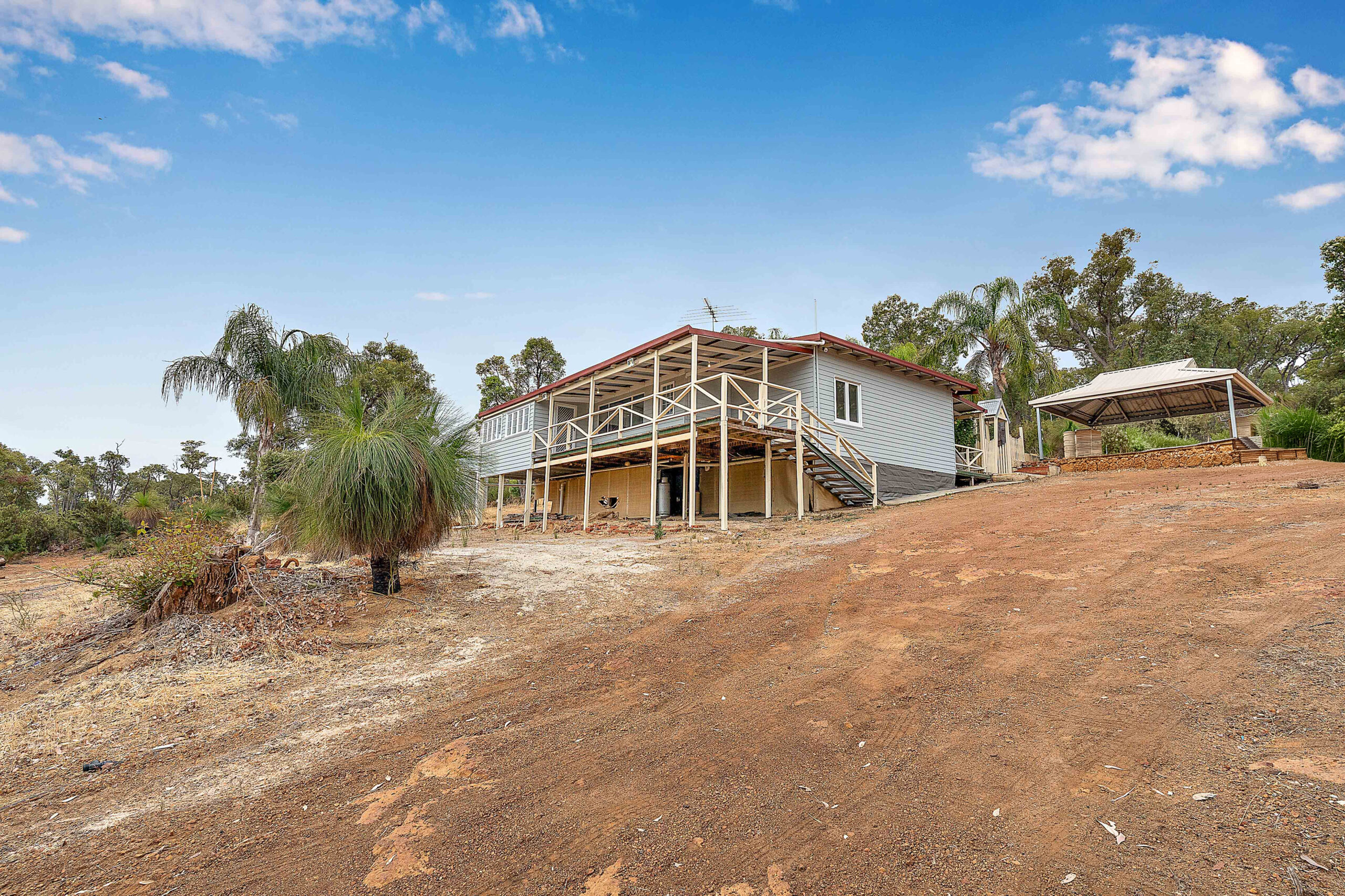 Acreage with Large Workshop Perth