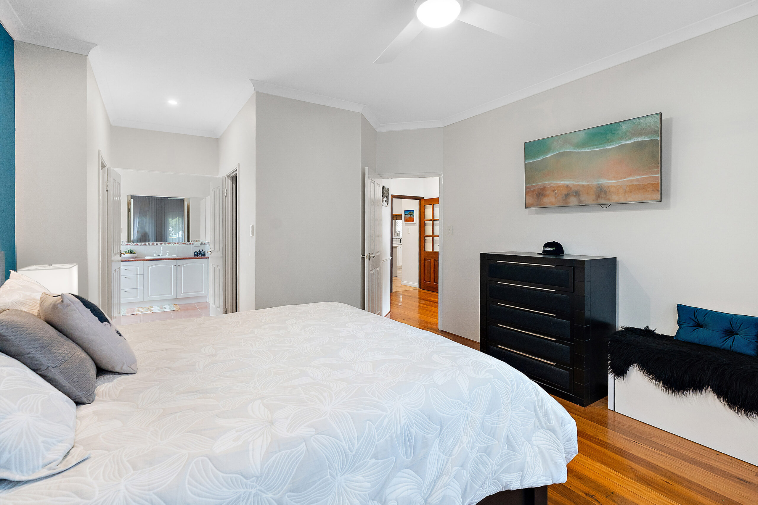 Home for Sale in Henley Brook