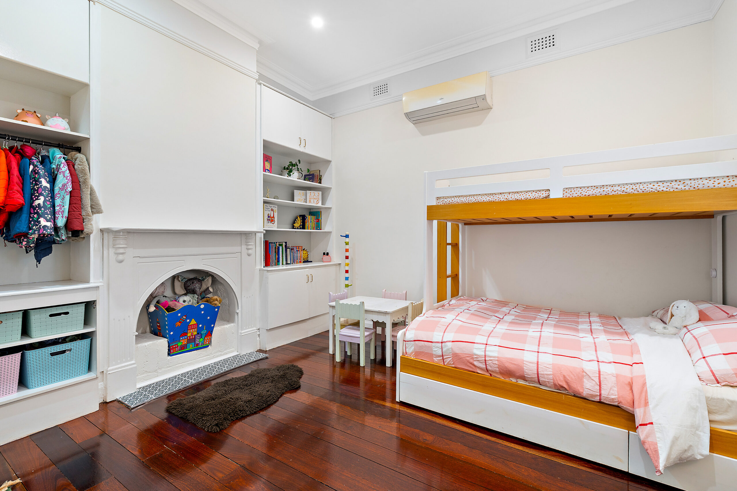 Home For Sale in Victoria Park