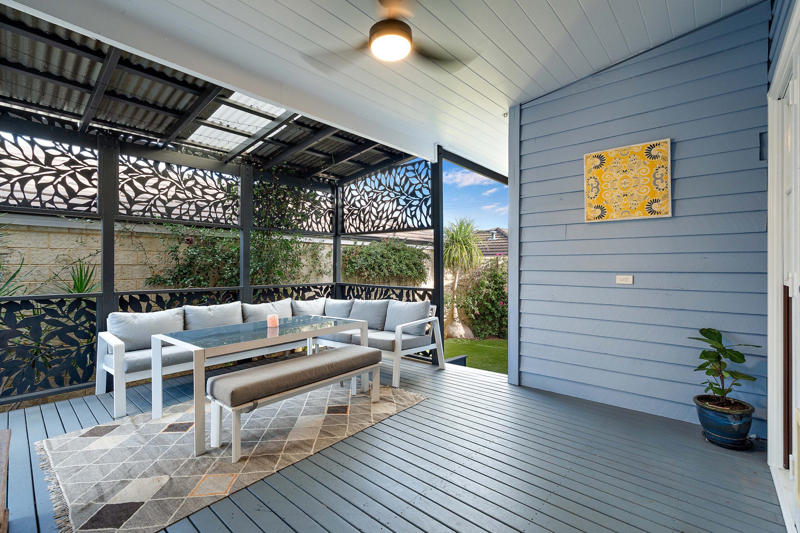 Home For Sale in Victoria Park