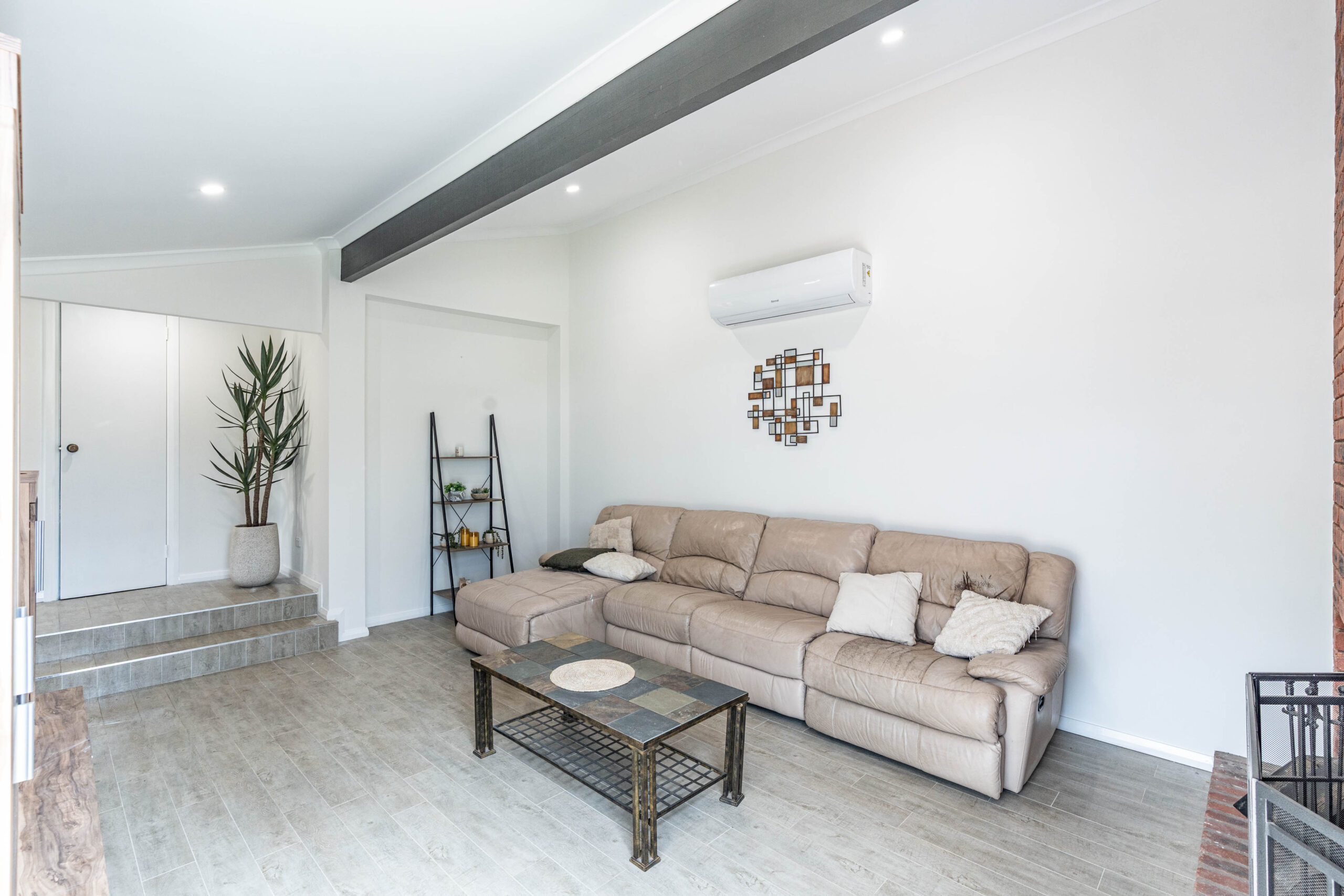 House for Sale in Upper Swan