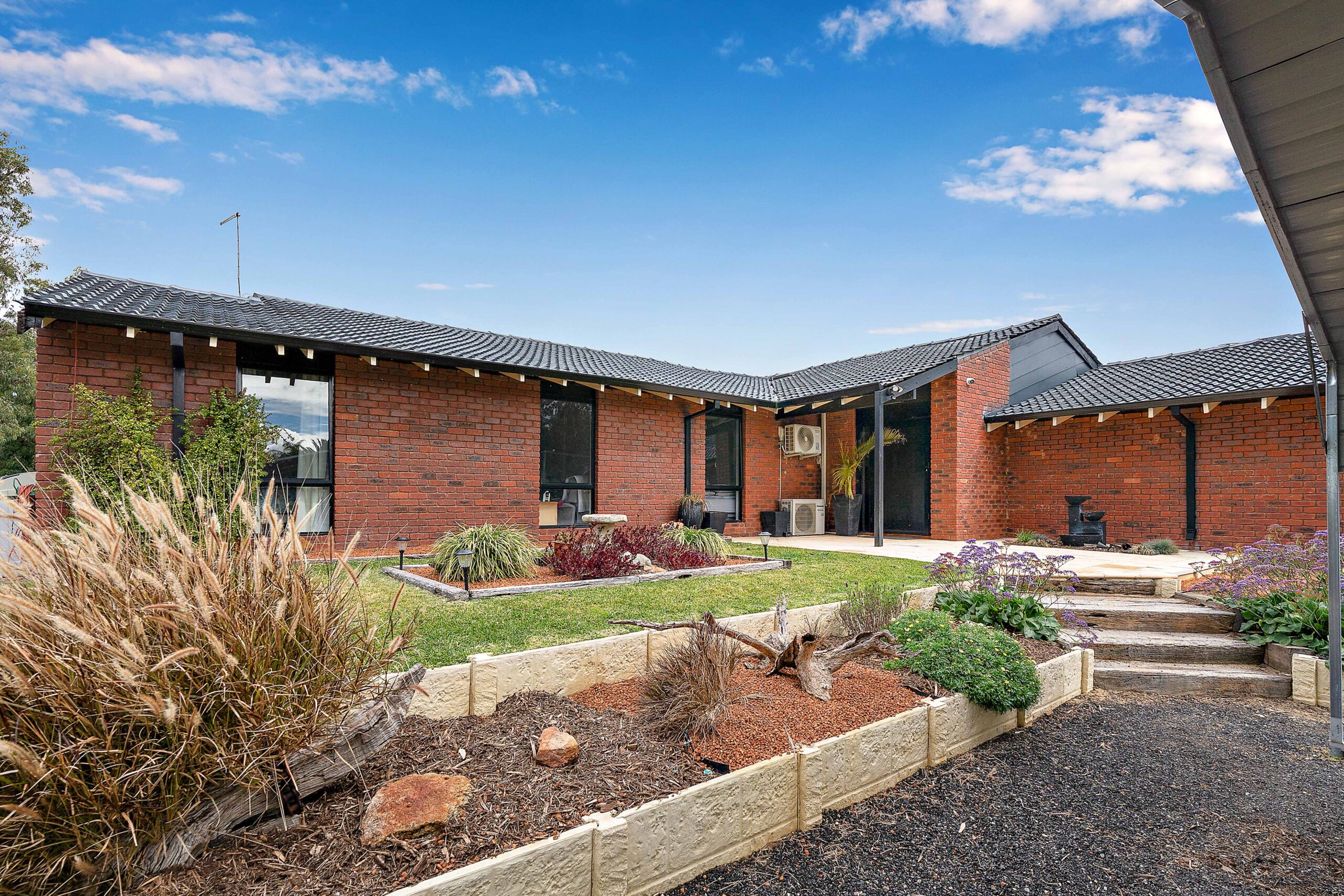 House for Sale in Upper Swan