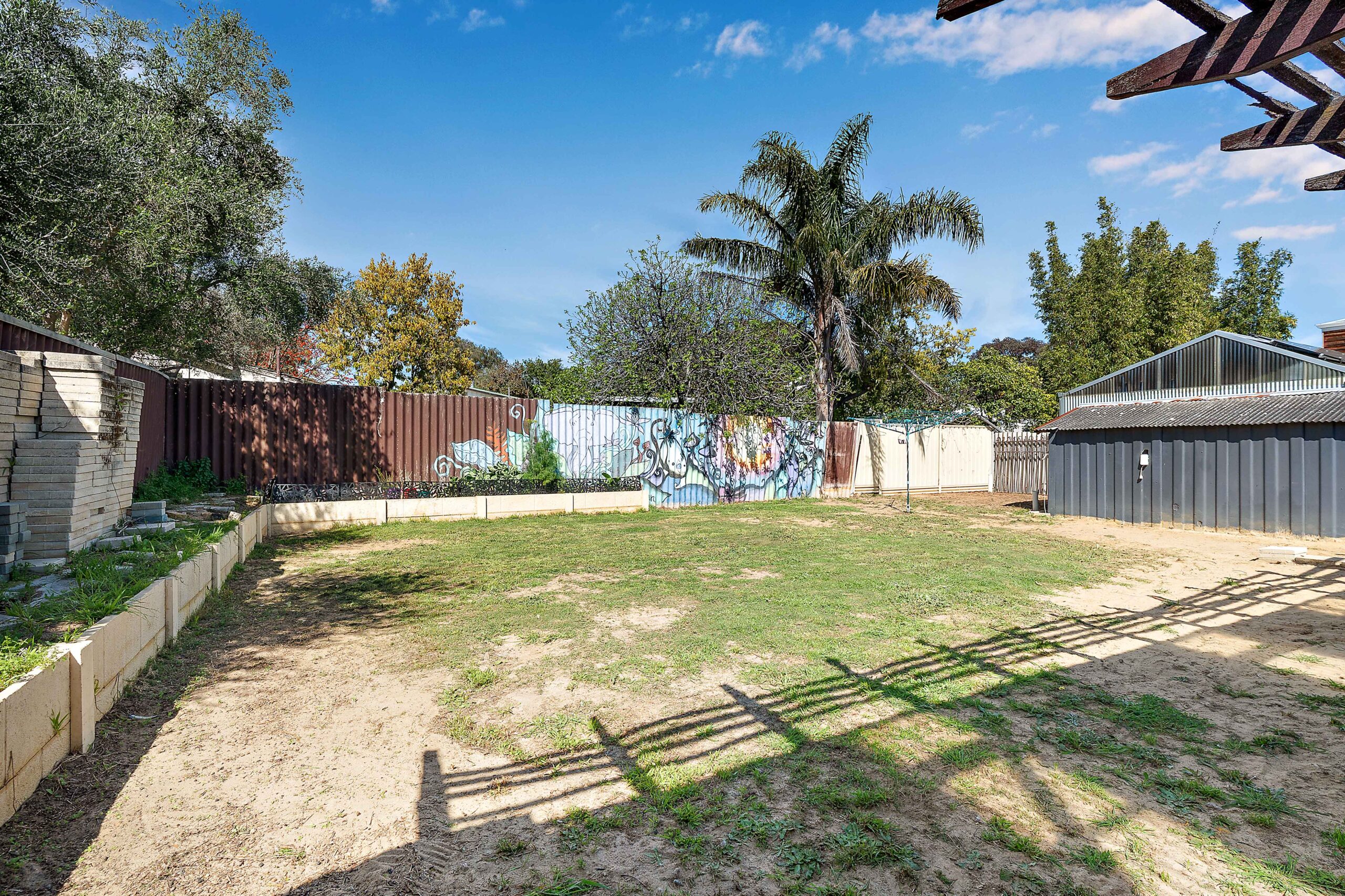 House for Sale in Kelmscott