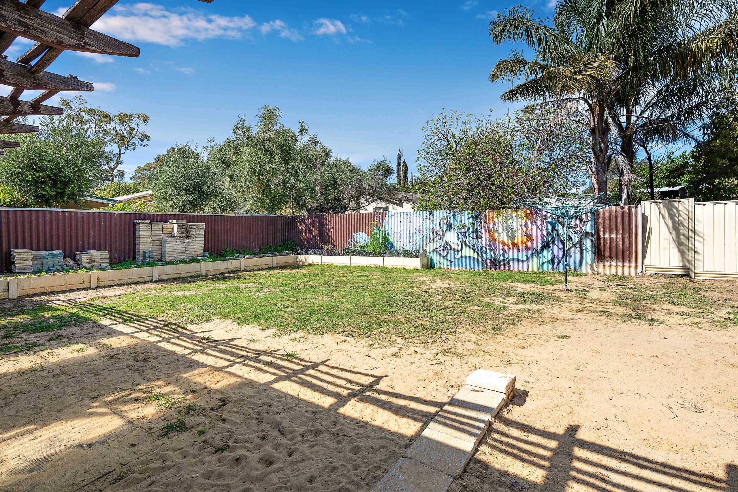 House for Sale in Kelmscott
