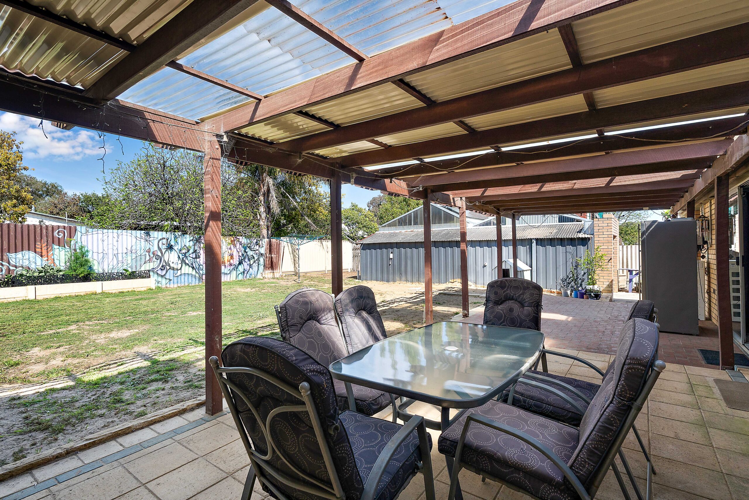 House for Sale in Kelmscott