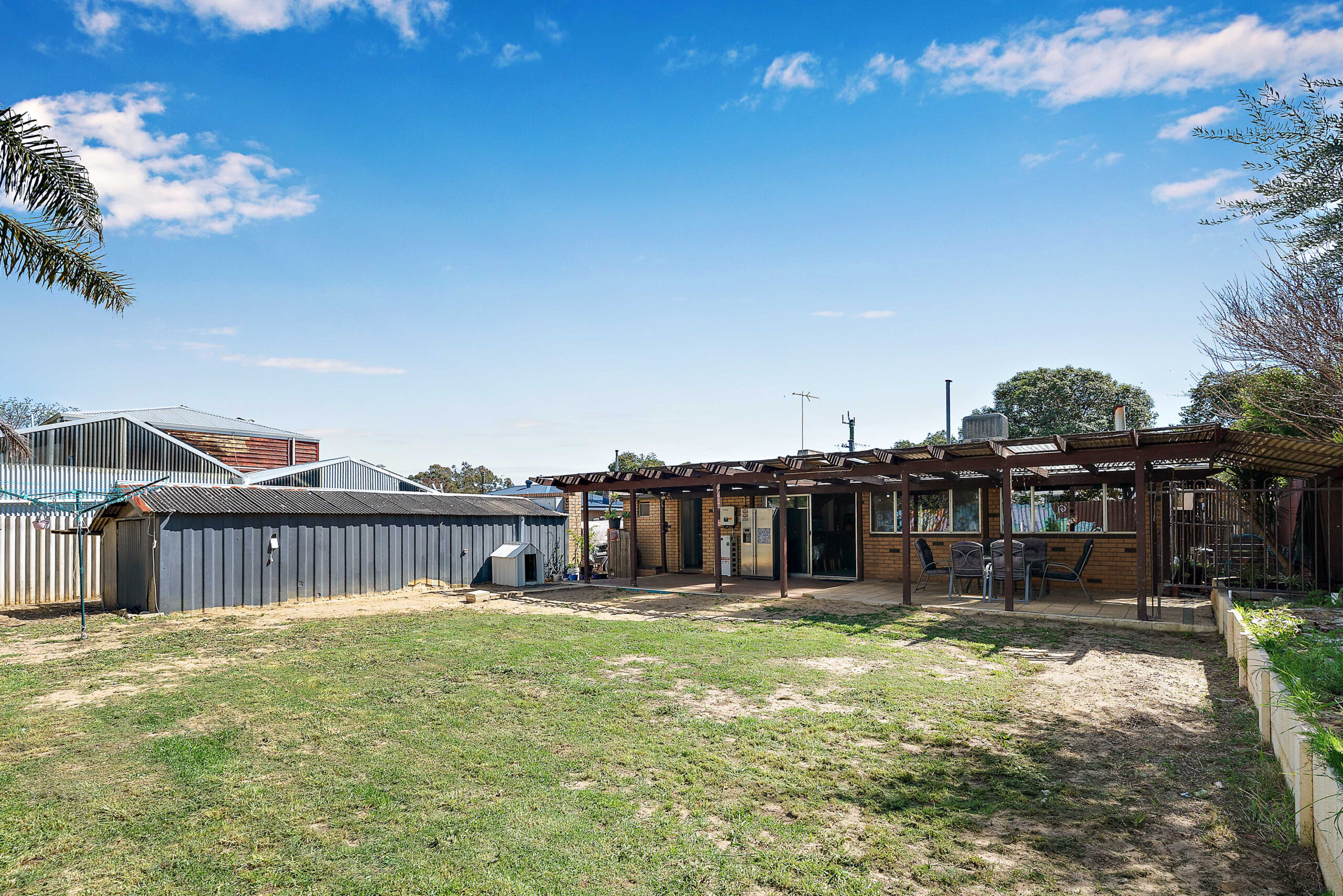 House for Sale in Kelmscott